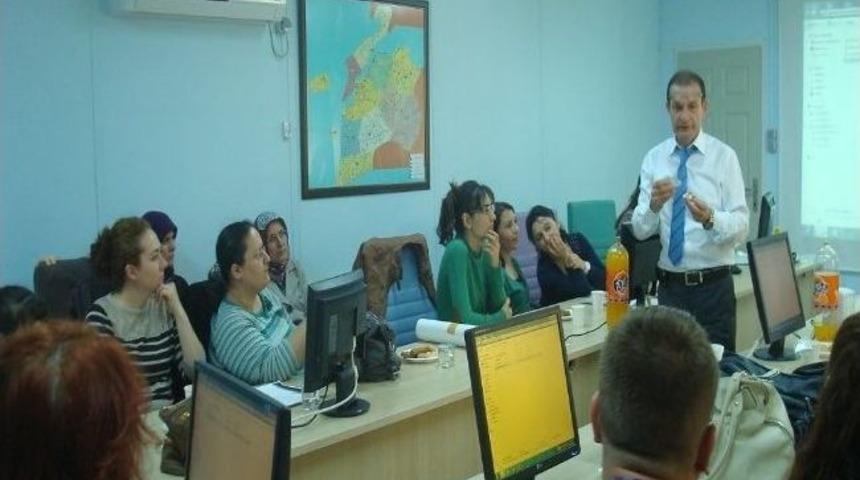 Sağlık &Ccedil;alışanlarına Kkka Eğitimi