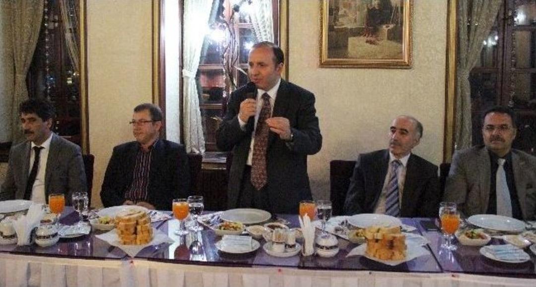 K&uuml;&ccedil;&uuml;kler: "dostluğumuz Ve Kardeşliğimiz Daim Olsun"