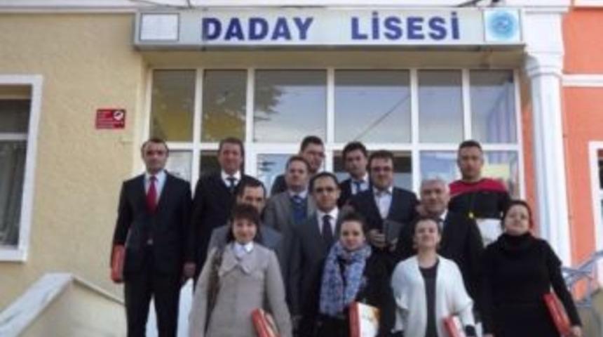 Daday'da, &Ouml;ğretmenlere Tablet Bilgisayar Dağıtıldı