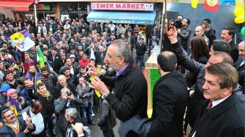 Bdp Ağrı Belediye Başkan Adayı Sırrı Sakık Eleşkirt'te