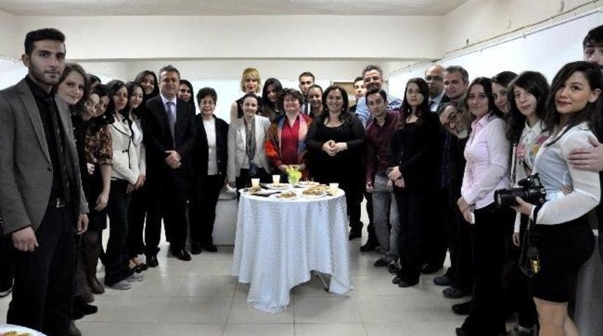 Aib&uuml;&rsquo;de L&uuml;letaşı Ve Al&ccedil;ıdan Yapılan Heykeller Sergileniyor