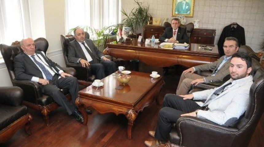 Uluslararası &Ouml;ğrenci Derneği&rsquo;nden Murzioğlu&rsquo;na Ziyaret