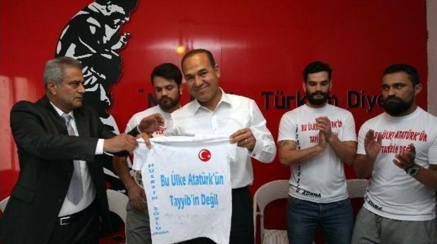 S&ouml;zl&uuml;: "adana'da Rakibim Yok"