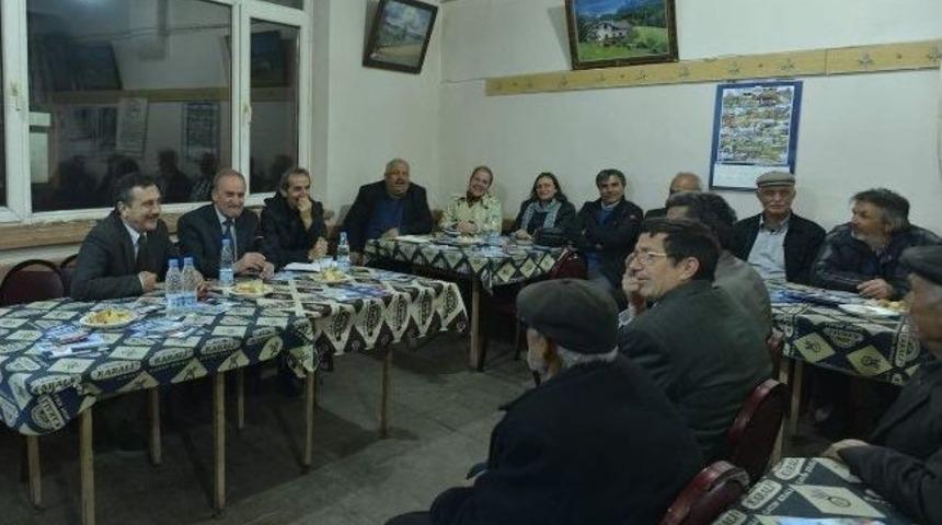 Ata&ccedil; Gen&ccedil;lerle Langırt Oynadı