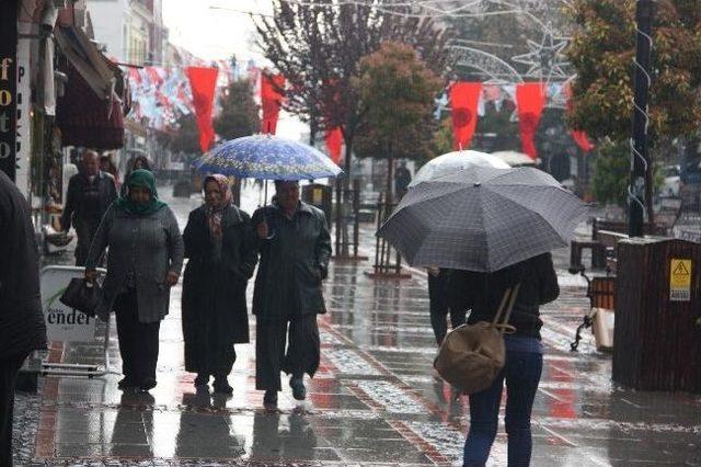 Edirne'de Sağanak