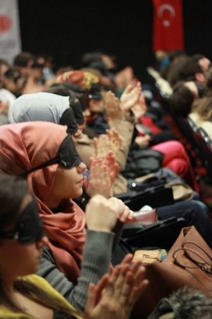 Gözleri Kapalı Tiyatro Oyunu Dinlediler G5