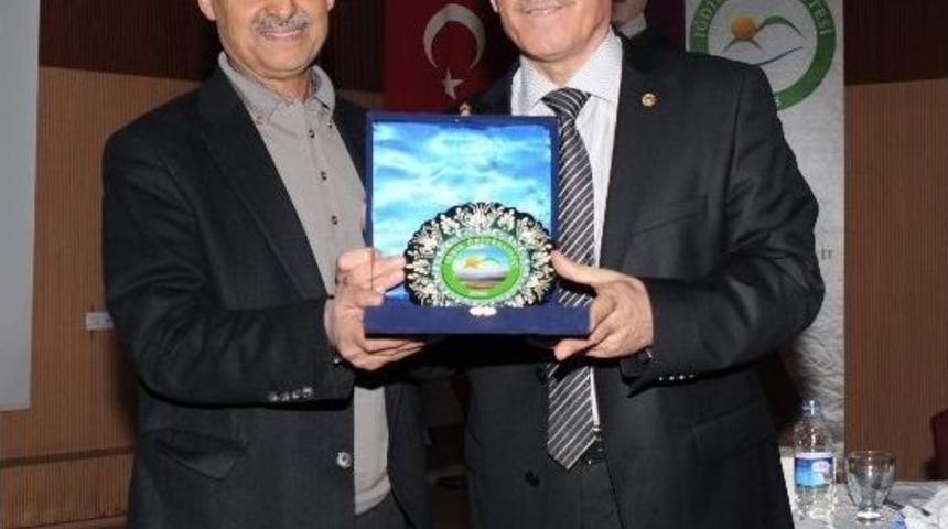 Iğdır &Uuml;niversitesi&rsquo;nde &ldquo;başarıda Moral Ve Motivasyon&rdquo; Konulu Konferans D&uuml;zenlendi