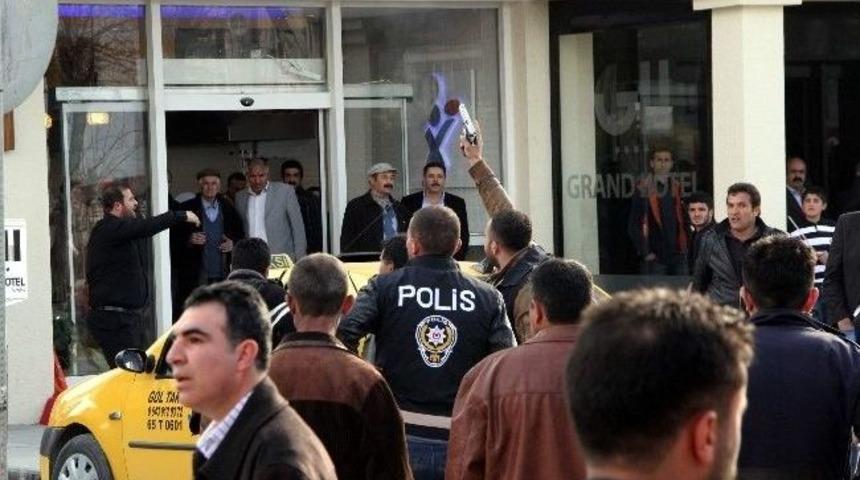 Başbakan&rsquo;ın Mitinginden D&ouml;nenlere Saldırı