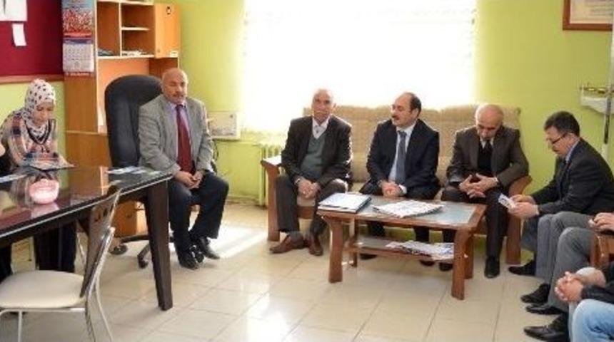 Alaca Belediye Başkanı Eyvaz&rsquo;dan Okul Ziyareti