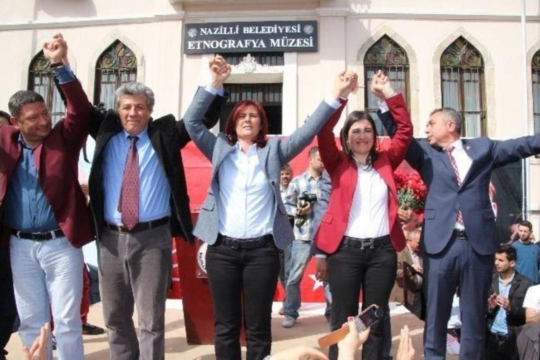 Chp&rsquo;li &Ouml;zlem &Ccedil;er&ccedil;ioğlu, Nazilli Adayını Destek Vermek İ&ccedil;in Nazilli'de Se&ccedil;menle Buluştu