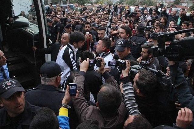 Beşiktaş’a Karabük'te Coşkulu Karşılama