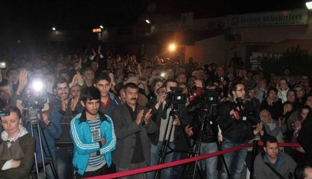 Başbakan Yardımcısı B&uuml;lent Arın&ccedil;: