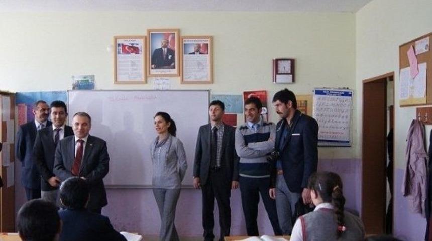 Kaymakam Duru Okulları Ziyaret Etti