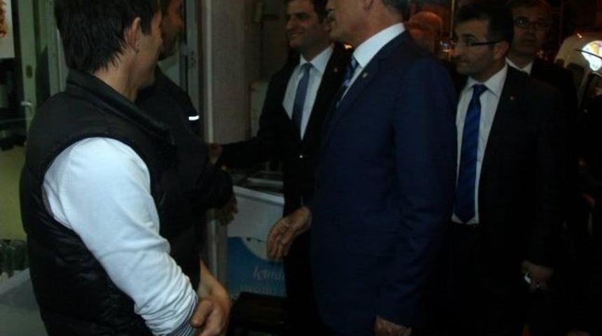 Altepe Ve Bayrak&rsquo;a Mudanya&rsquo;da Sevgi Seli