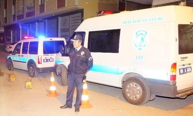 Maskeli Şahıslar Otoparkta Kadına Saldırdı