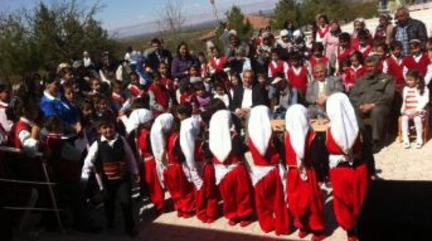 &lsquo;h&ouml;şg&ouml;r&uuml; Ve Farklılıkları Kabul Etme&rsquo;