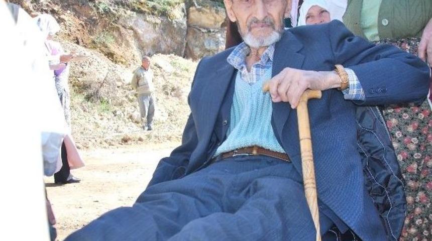 D&uuml;şman Z&uuml;lm&uuml;nden En &Ccedil;ok Etkilenen Bebek 92 Yaşına Girdi