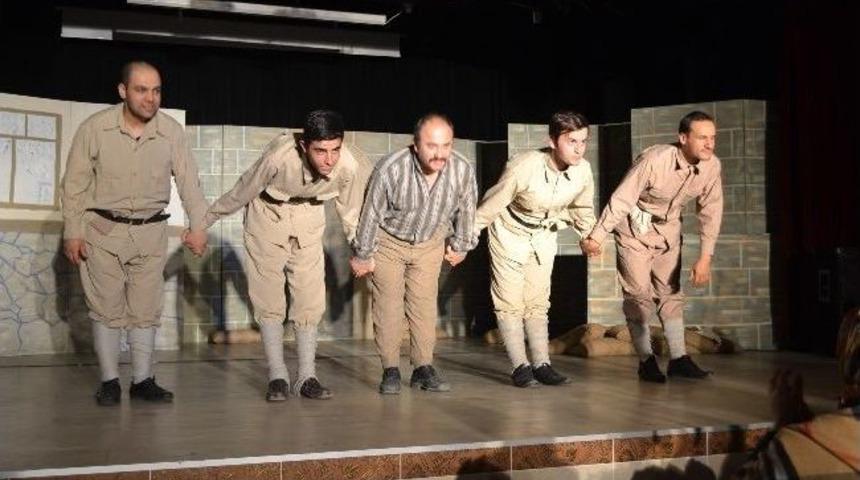 &lsquo;kahraman Dedem&rsquo; Duygulandırdı