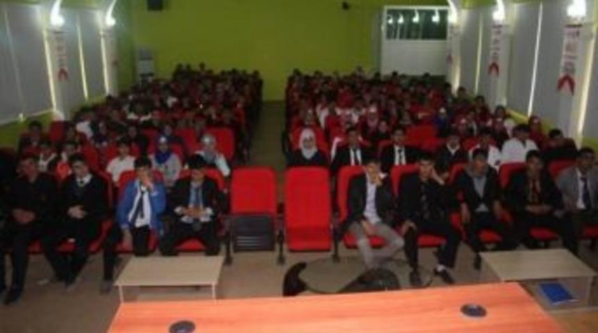 Kattaş, &Ouml;ğrencilere Kaymakamlık Mesleğini Anlattı