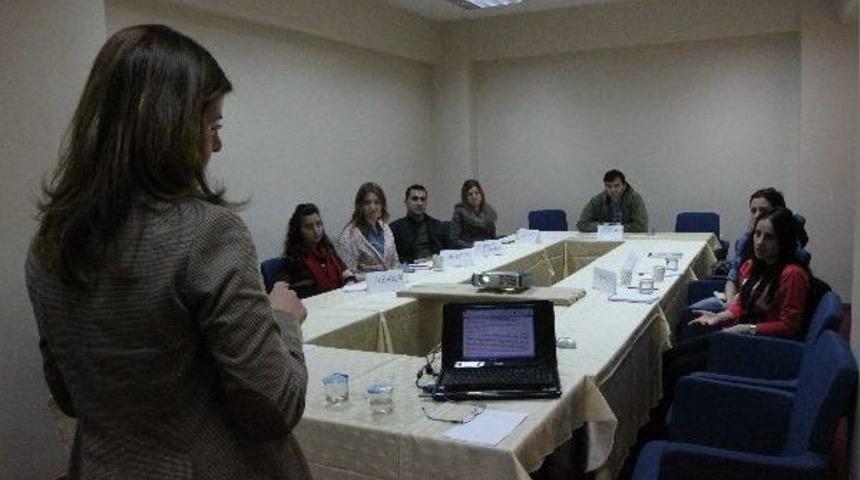 Erzurum&rsquo;da Aile Sağlığı Elemanlarına Y&ouml;nelik Uyum Eğitimi D&uuml;zenlendi