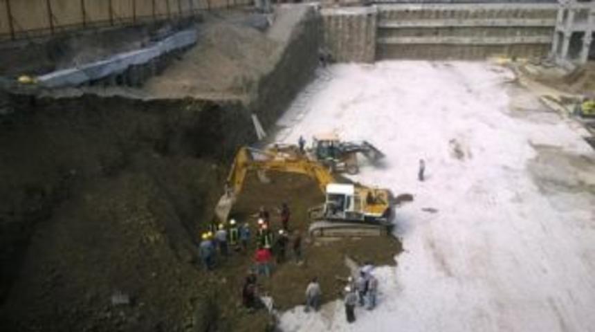 Otopark inşaatın'da g&ouml;&ccedil;&uuml;k meydana geldi