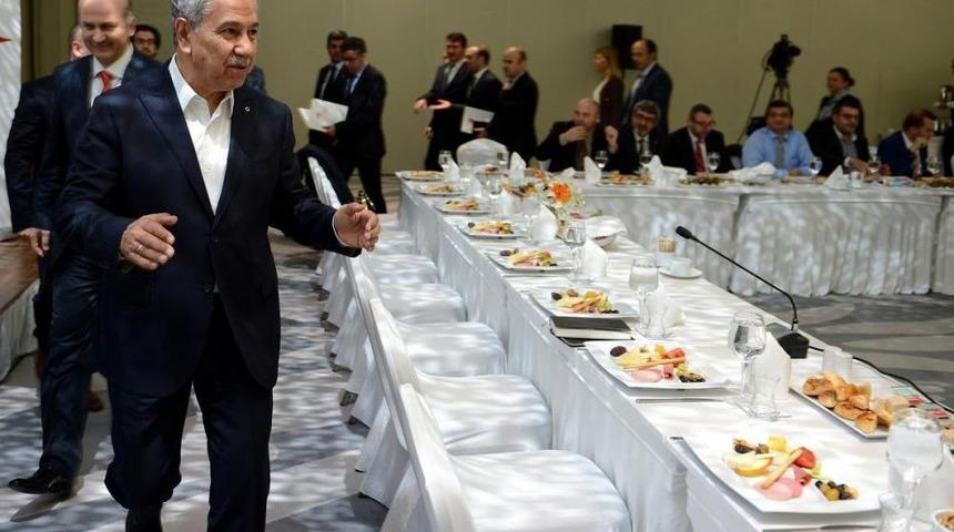 Başbakan Yardımcısı Arın&ccedil;:
