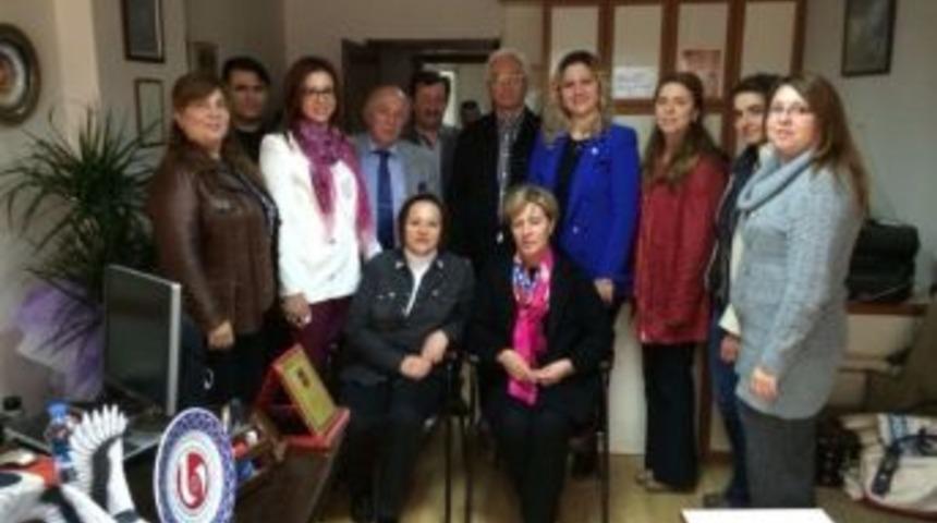 Kadın Girişimciler Cemiyete Tebrik Ziyareti