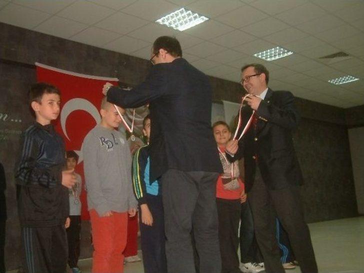 Ödülleri Evgeny Miroshnichenko Verdi G5