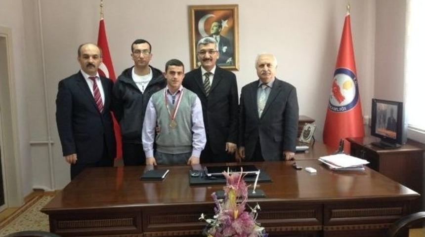 Halter T&uuml;rkiye Şampiyonu Sakarya&rsquo;dan