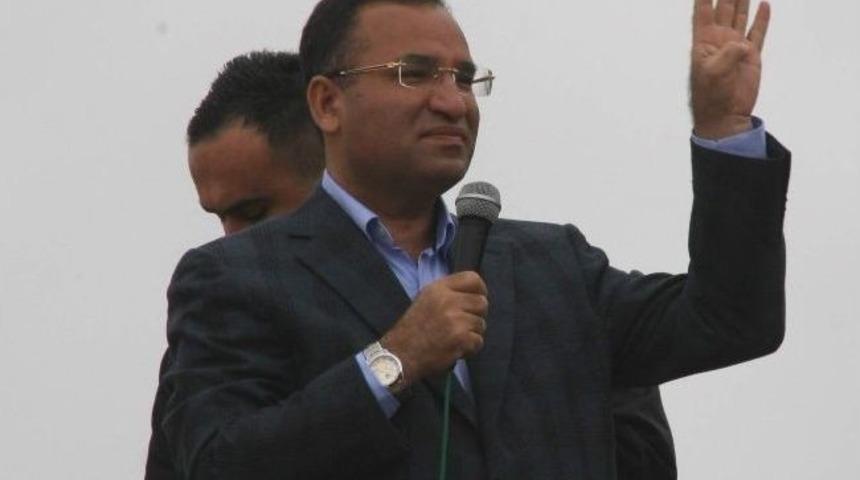 Adalet Bakanı Bekir Bozdağ: