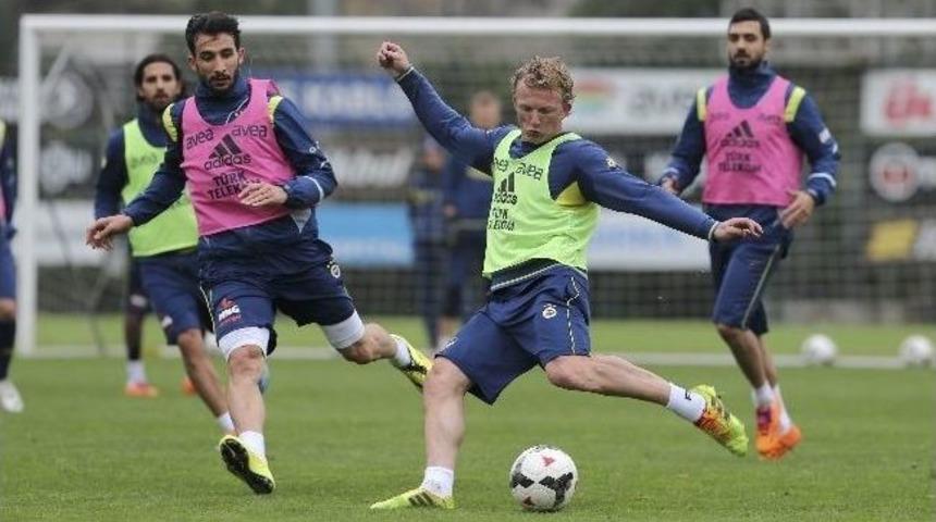 Fenerbah&ccedil;e, Bursaspor Ma&ccedil;ının Hazırlıklarını S&uuml;rd&uuml;rd&uuml;