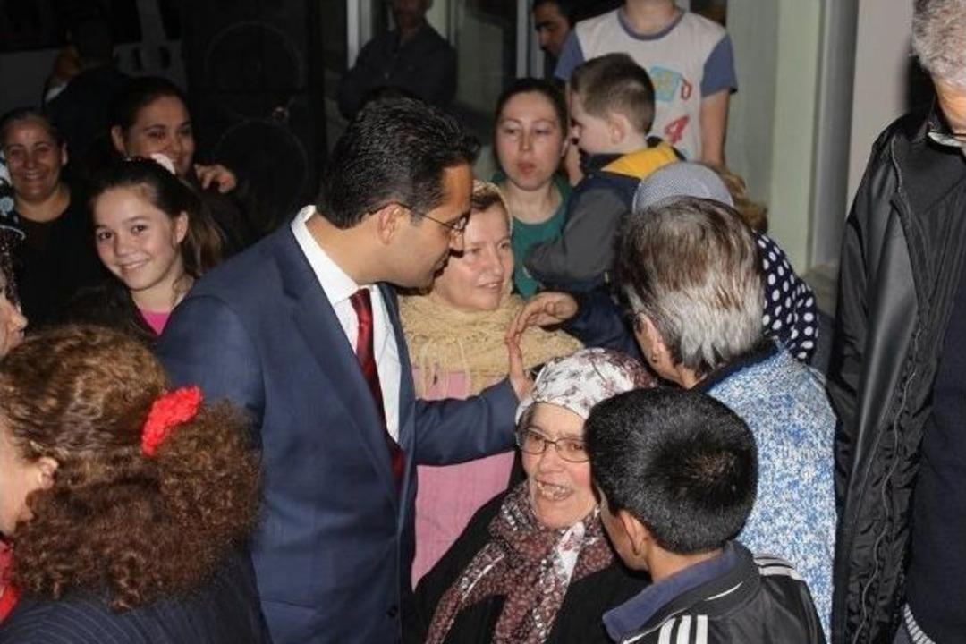 Chp'li Atila'ya Kavaklıdere'de Sevgi Seli