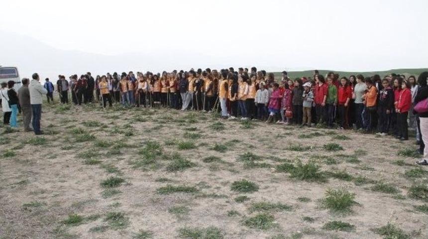 Pa&uuml; Gen&ccedil; Tema'dan Fidan Dikim Şenliği