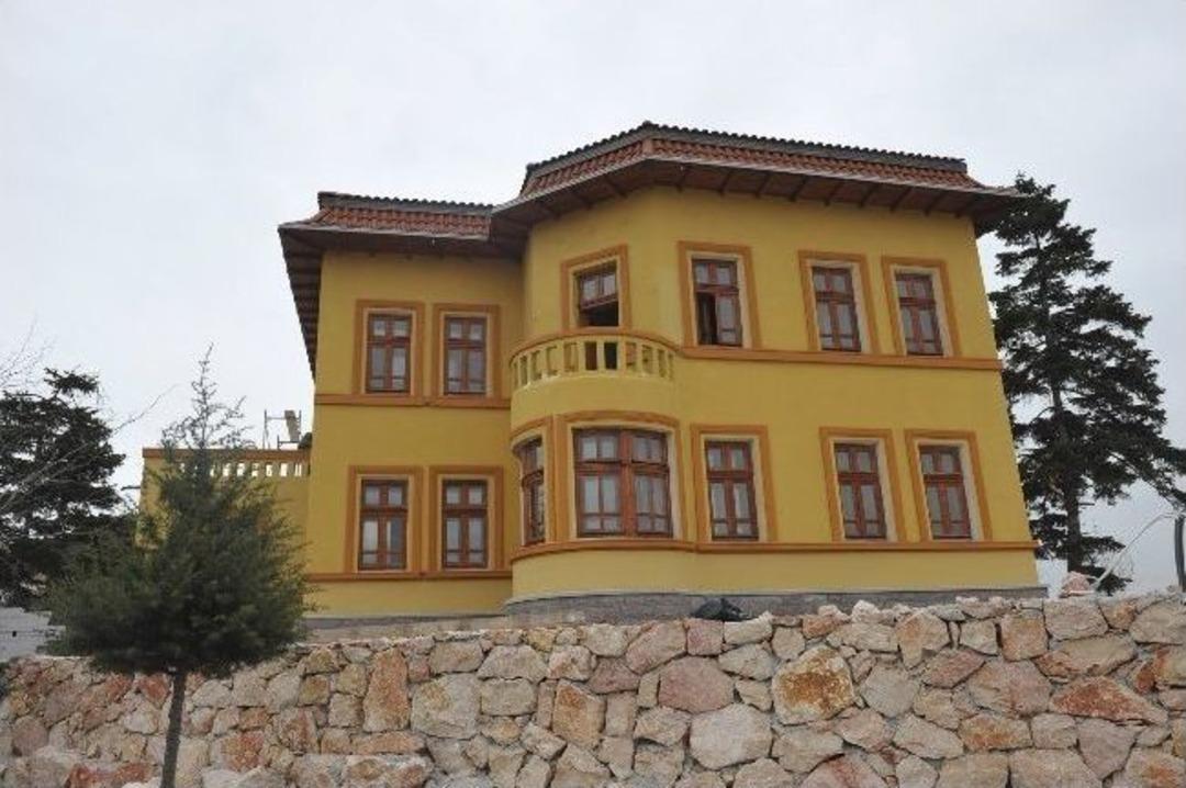 Albay İbrahim &Ccedil;olak K&ouml;şk&uuml;'nde Restorasyon &Ccedil;alışmaları