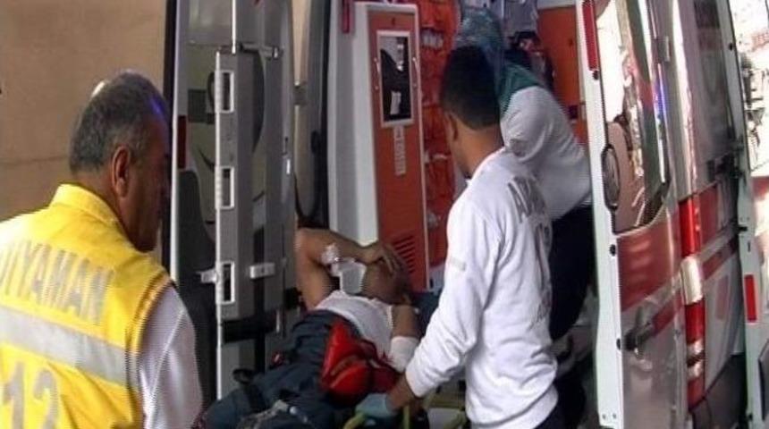 Adıyaman'da Bı&ccedil;aklı Ve Sopalı Saldırı: 1 Yaralı