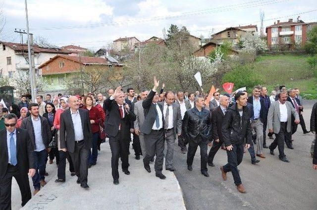 Ak Parti Son Ak Yürüyüşlerini Yaptı