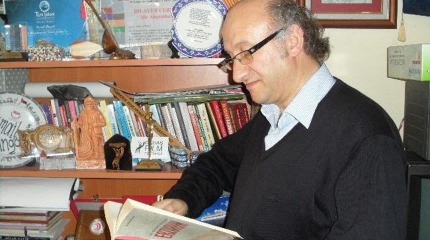 Şair-yazar İsmail Bing&ouml;l İki Yeni Kitabıyla Okuyucularla Buluştu