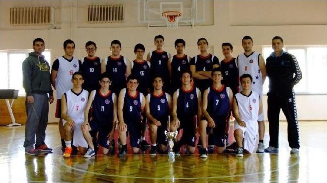Gkv Spor Kul&uuml;b&uuml; Gen&ccedil; Erkek Basketbol Takımı İl İkincisi Oldu