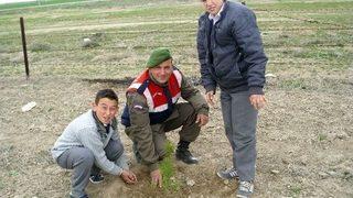 Tuzlukçu’da Şehitler İçin Fidan