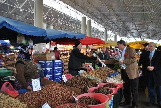 Başkan Özcü, İlçe Halkıyla Vedalaştı