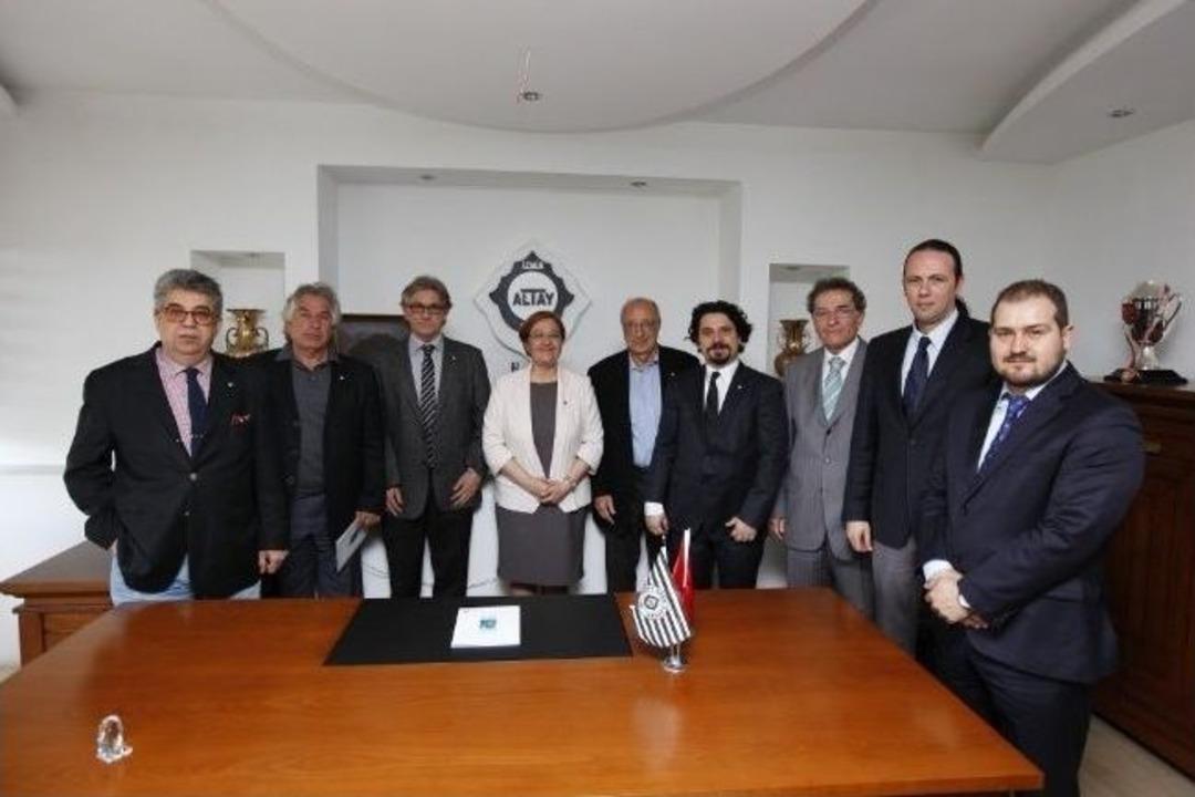 Konak'ta Balbay-pektaş R&uuml;zgarı Esti!