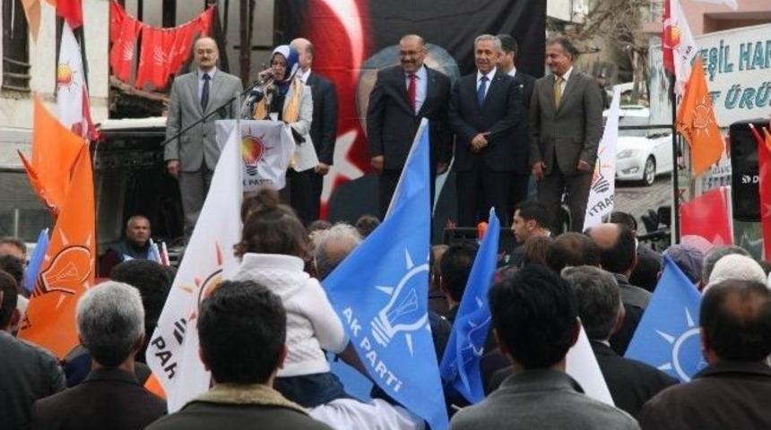 Arın&ccedil;, Harmancık&rsquo;ta Vatandaşlara Hitap Etti