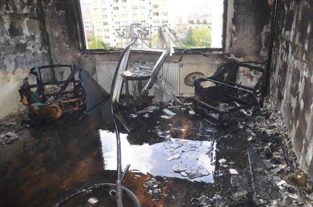 Madde Bağımlısı Şahıs Parfüm Döktüğü Evini Ateşe Verdi 1