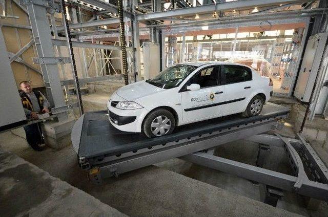 Türkiye’nin En Büyük Tam Otomatik Otoparkında Testler Başladı