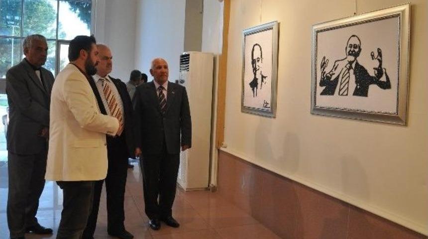 Yunus Yuva'nın "3. Sakıp Sabancı Vekt&ouml;rel Sergisi" Sanatseverlerin İlgisini Bekliyor