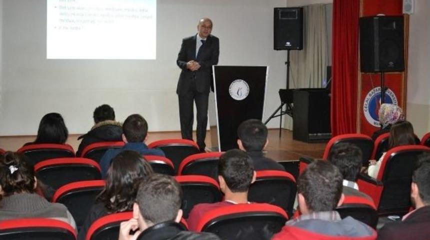 Medya Ve Yeni Medya Konulu Seminere B&uuml;y&uuml;k İlgi