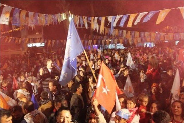 Pekgüzel, Tüm Ekibindeki Emek Veren Yol Arkadaşlarına Teşekkür Etti