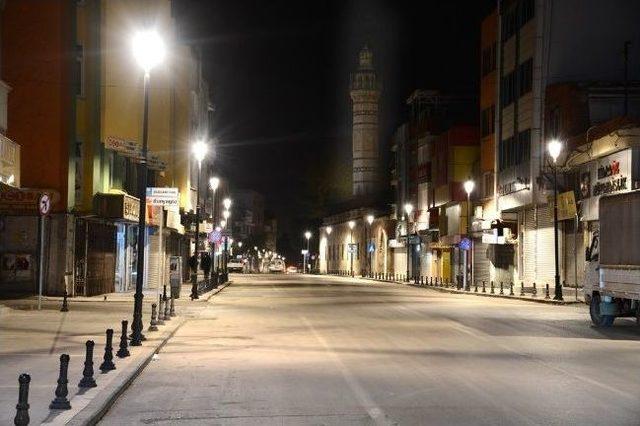 G&uuml;ney Adana Işıl Işıl 1