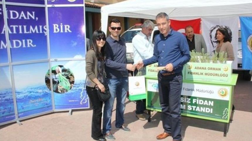 Orman B&ouml;lge M&uuml;d&uuml;rl&uuml;ğ&uuml; &Uuml;cretsiz Fidan Dağıttı