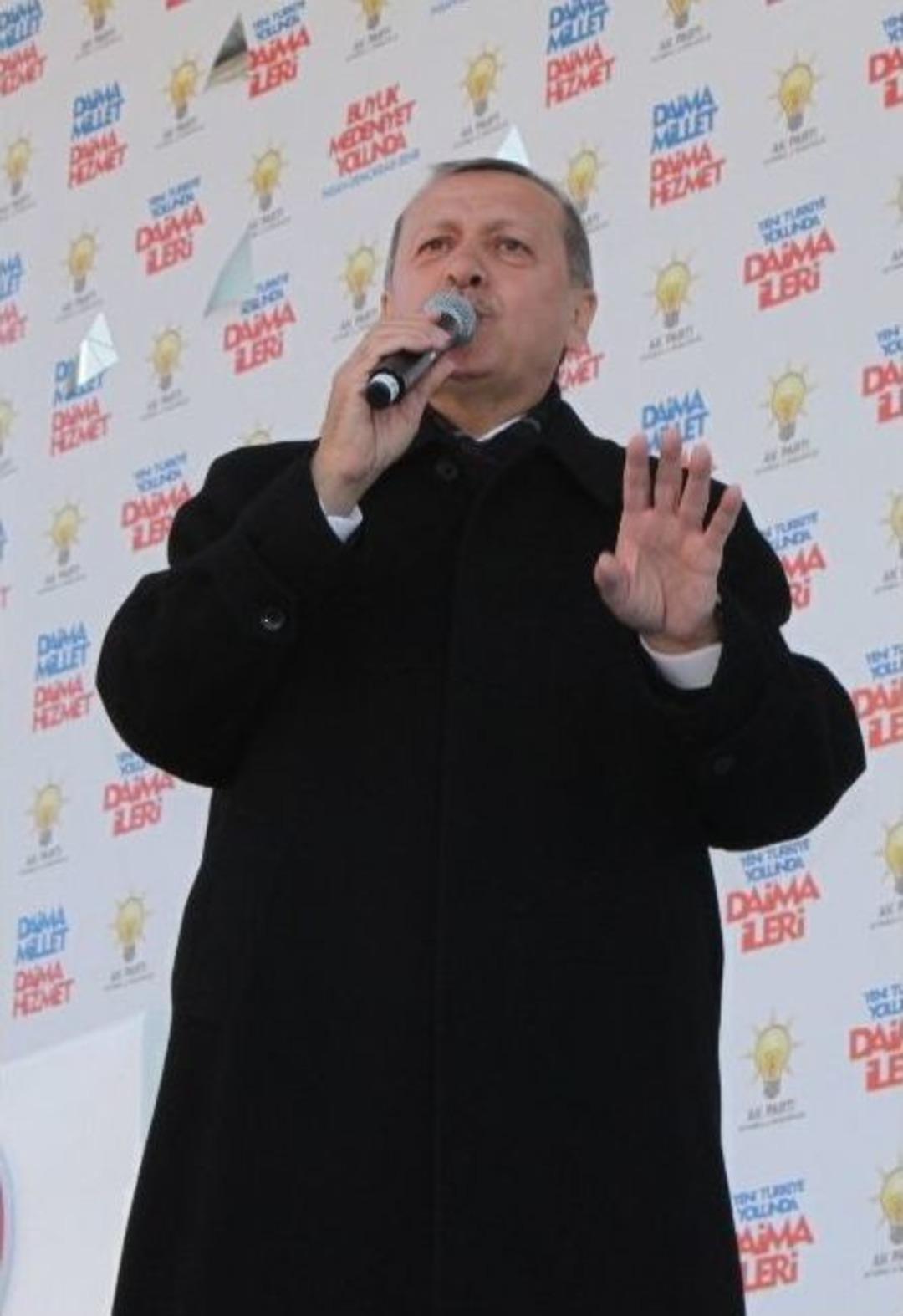 Başbakan Erdoğan: &ldquo;atat&uuml;rk Hayatta Olsa Senin Gibi Bir Adamı O Partinin Başına Getirmezdi&rdquo;